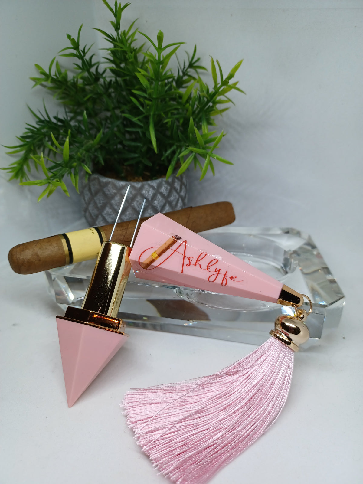 Pink Tassel Lyfe Cigar Poker/Nubber
